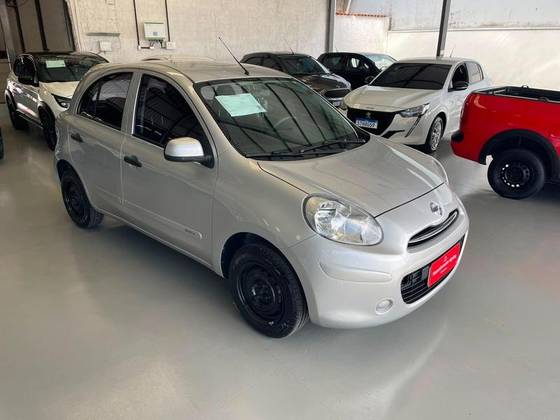 NISSAN MARCH 1.0 16V FLEX 4P MANUAL